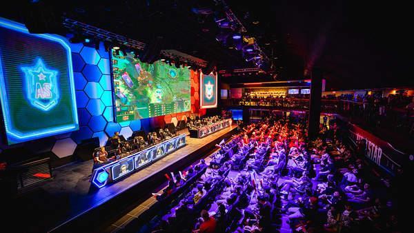 今日数据里程碑预告：Xiaohu即将达成900出场