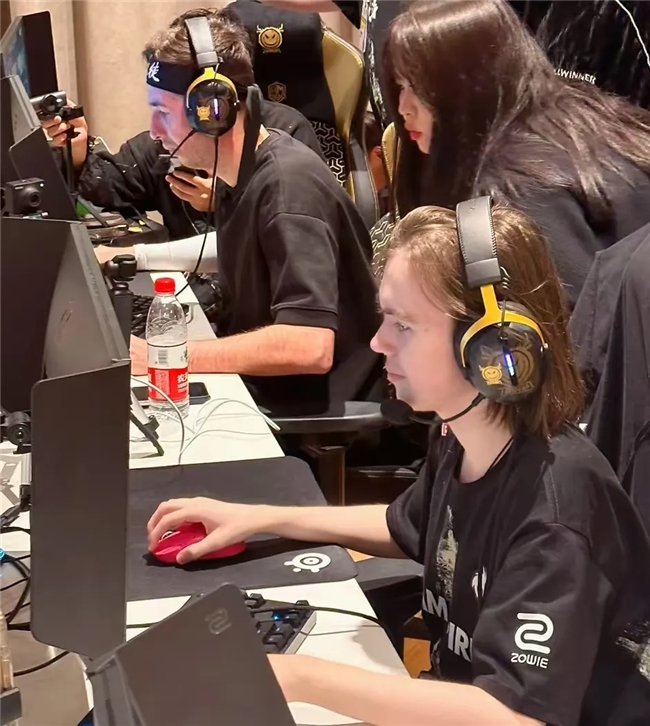 亚运会名单更新：369、JKL退出亚运会比赛，Xun、Elk参赛